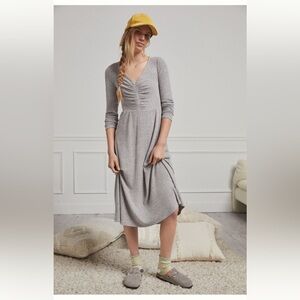 Anthropologie Saturday/Sunday Charla Ruched Midi Dress in Light Grey Size Medium